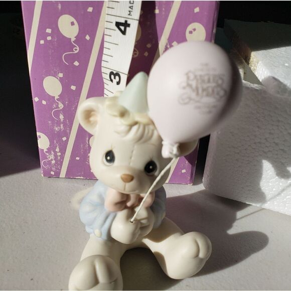 Precious Moments "Have a Berry Special Birthday" 1988 - Picture 4 of 5